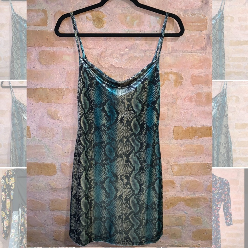 SNAKE SKIN VELVET SLIP DRESS!